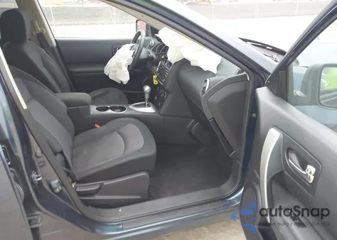 2013 Nissan Rogue S z USA, uszkodzony, nr VIN JN8AS5MV8DW660361